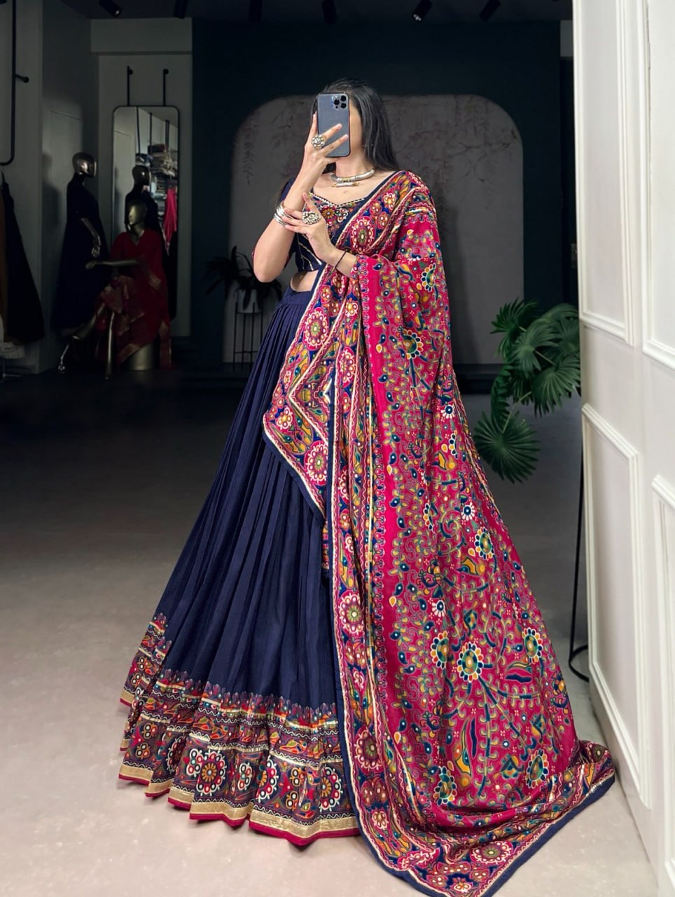 Monteliv Dolla Silk Chaniya Choli Set with Foil Work & Dupatta