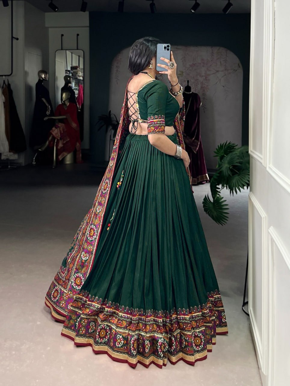 Monteliv Dolla Silk Chaniya Choli Set with Foil Work & Dupatta
