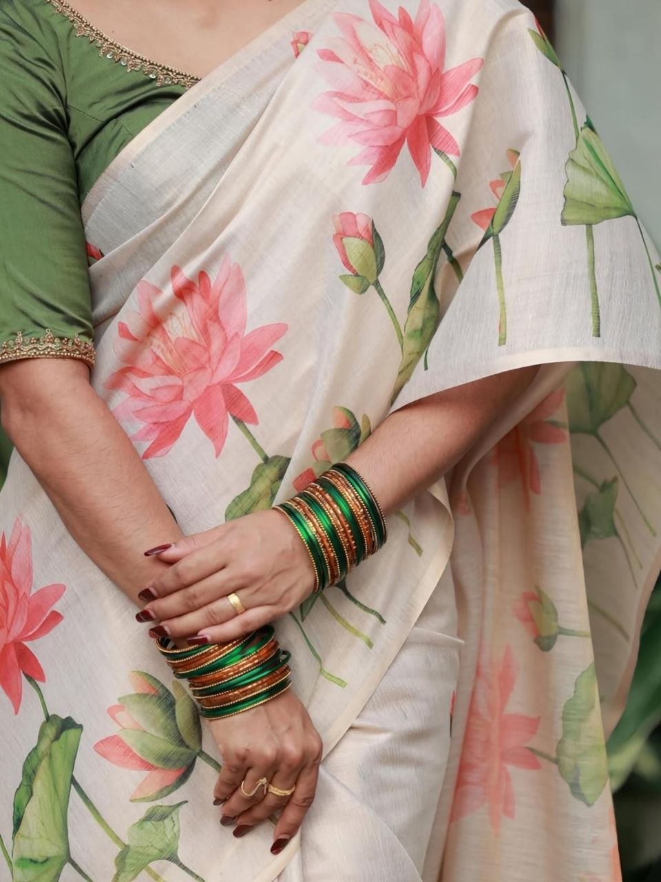 Monteliv Linen Tissue Silk Saree